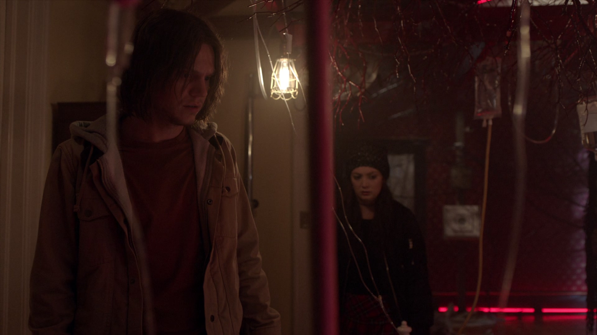 American_Horror_Story_S07_E08_Winter_ofOur_Discontent_1080p2CBluRay_001656.jpg