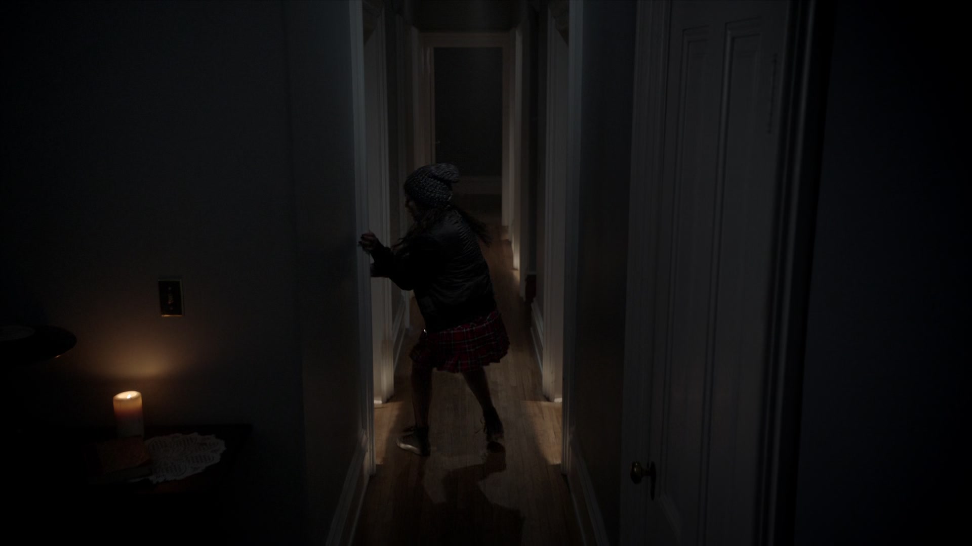 American_Horror_Story_S07_E08_Winter_ofOur_Discontent_1080p2CBluRay_001893.jpg