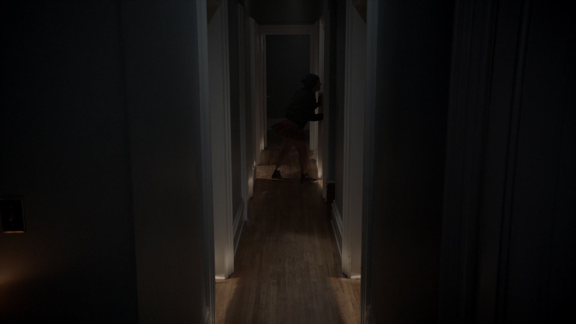 American_Horror_Story_S07_E08_Winter_ofOur_Discontent_1080p2CBluRay_001900.jpg