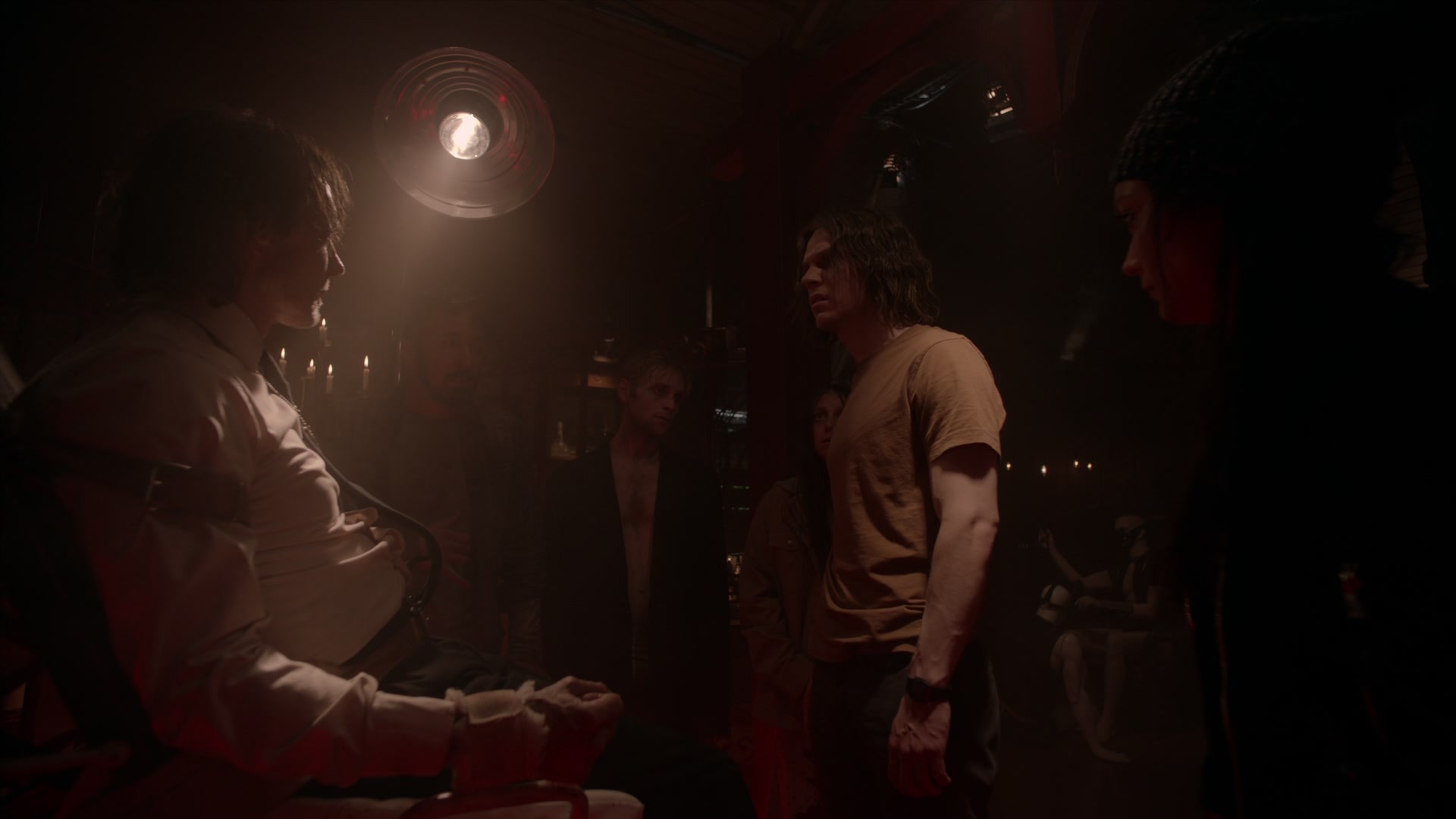 American_Horror_Story_S07_E08_Winter_ofOur_Discontent_1080p2CBluRay_002083.jpg