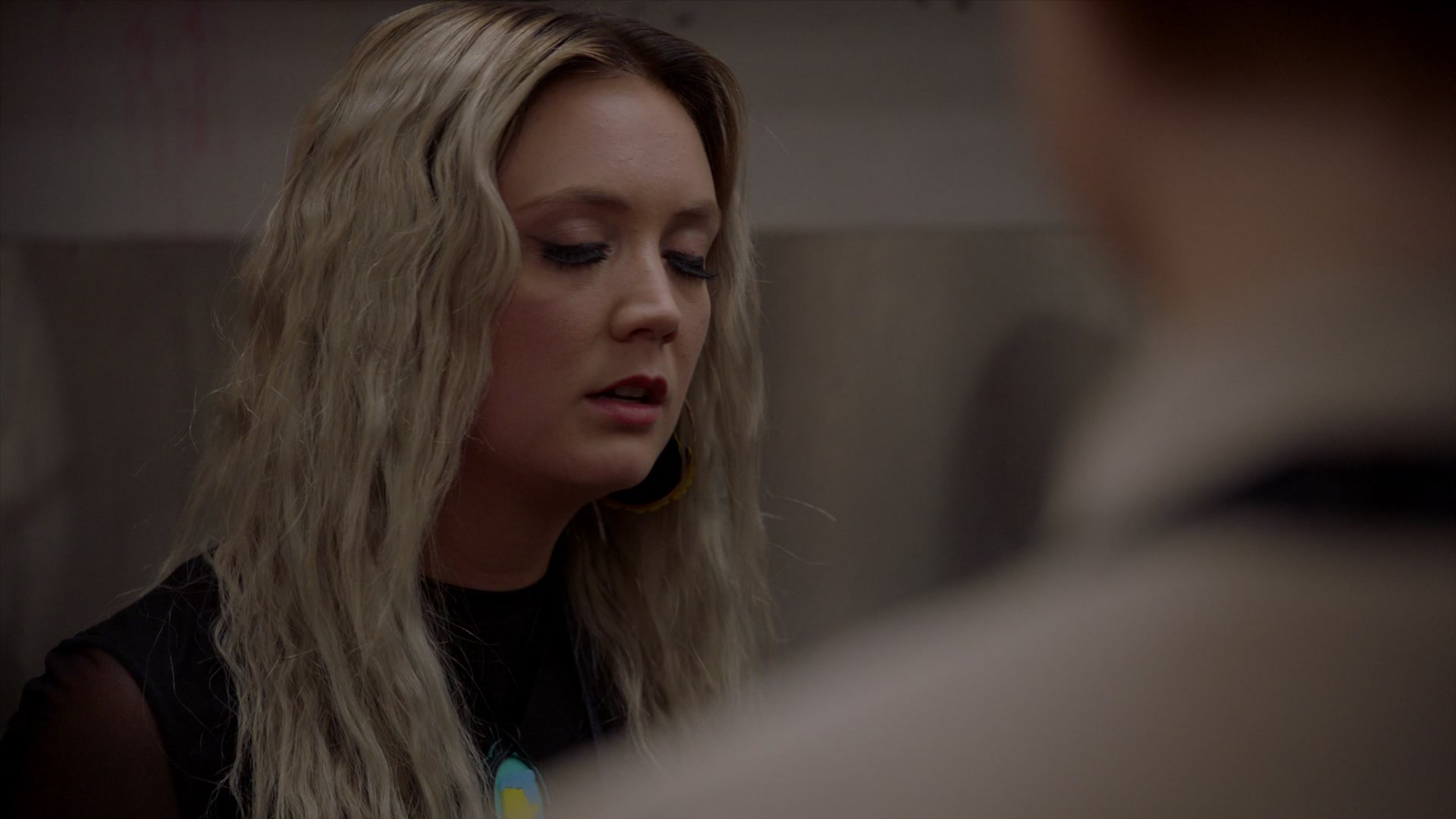 American_Horror_Story_S07_E08_Winter_ofOur_Discontent_1080p2CBluRay_002205.jpg