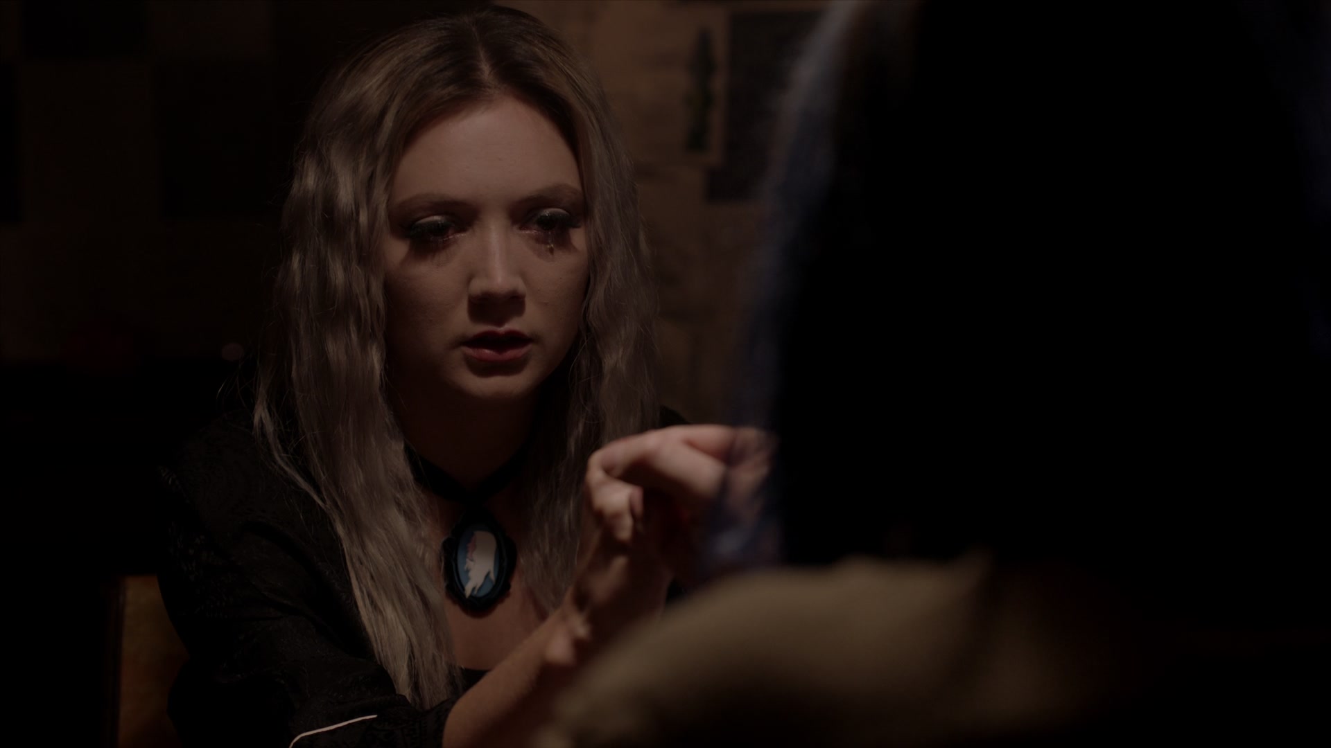American_Horror_Story_S07_E08_Winter_ofOur_Discontent_1080p2CBluRay_002478.jpg