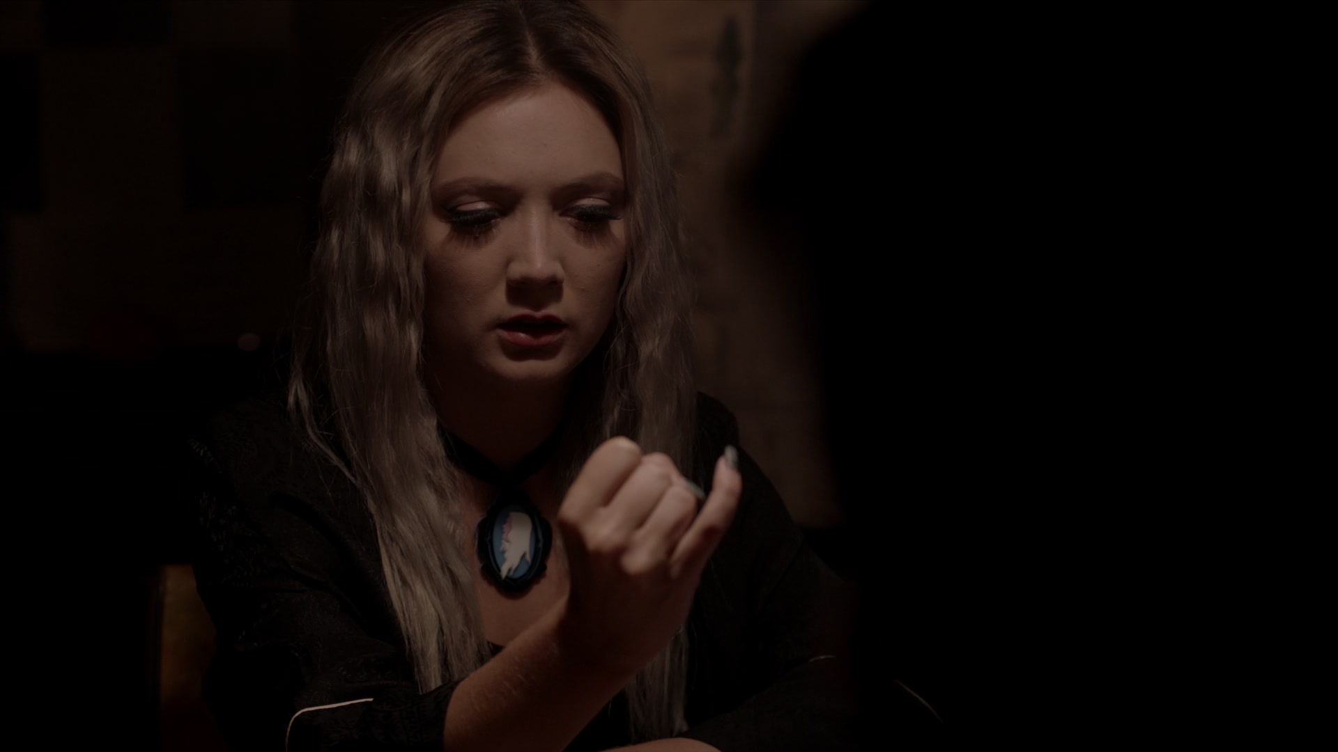 American_Horror_Story_S07_E08_Winter_ofOur_Discontent_1080p2CBluRay_002502.jpg