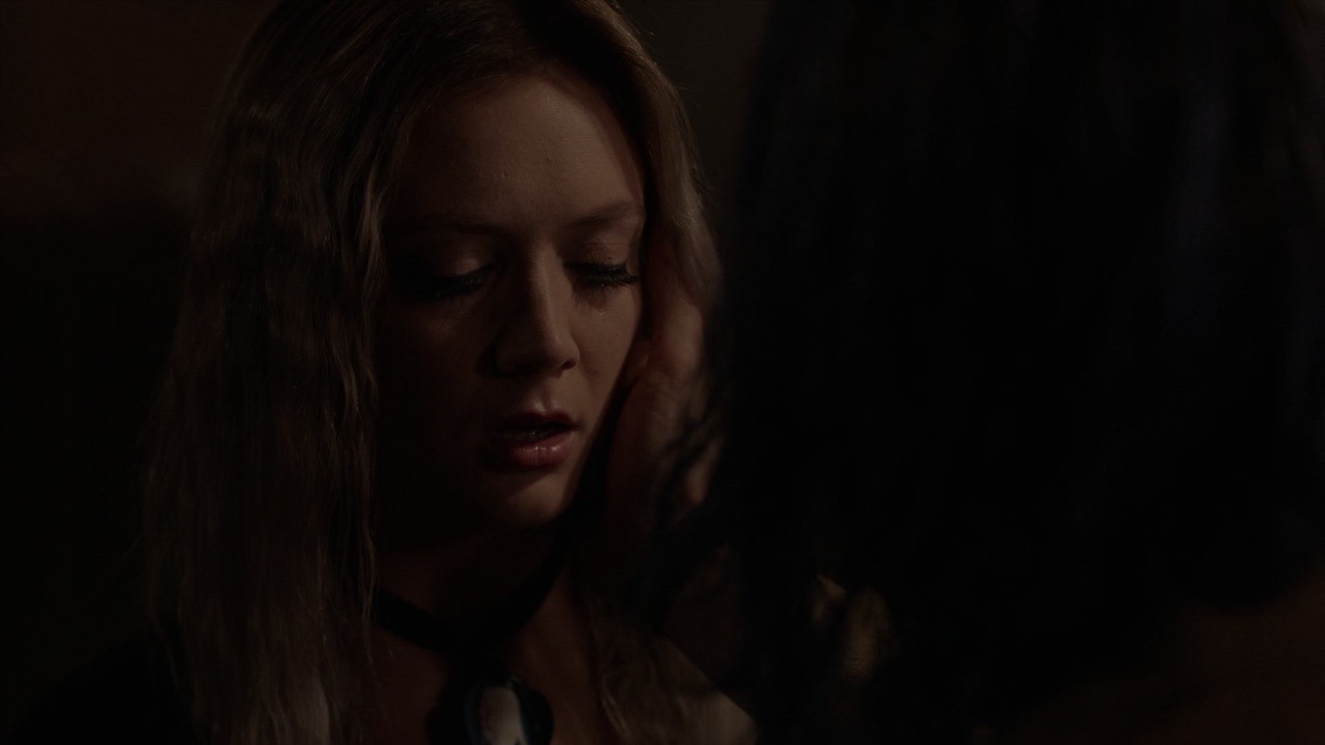 American_Horror_Story_S07_E08_Winter_ofOur_Discontent_1080p2CBluRay_002622.jpg