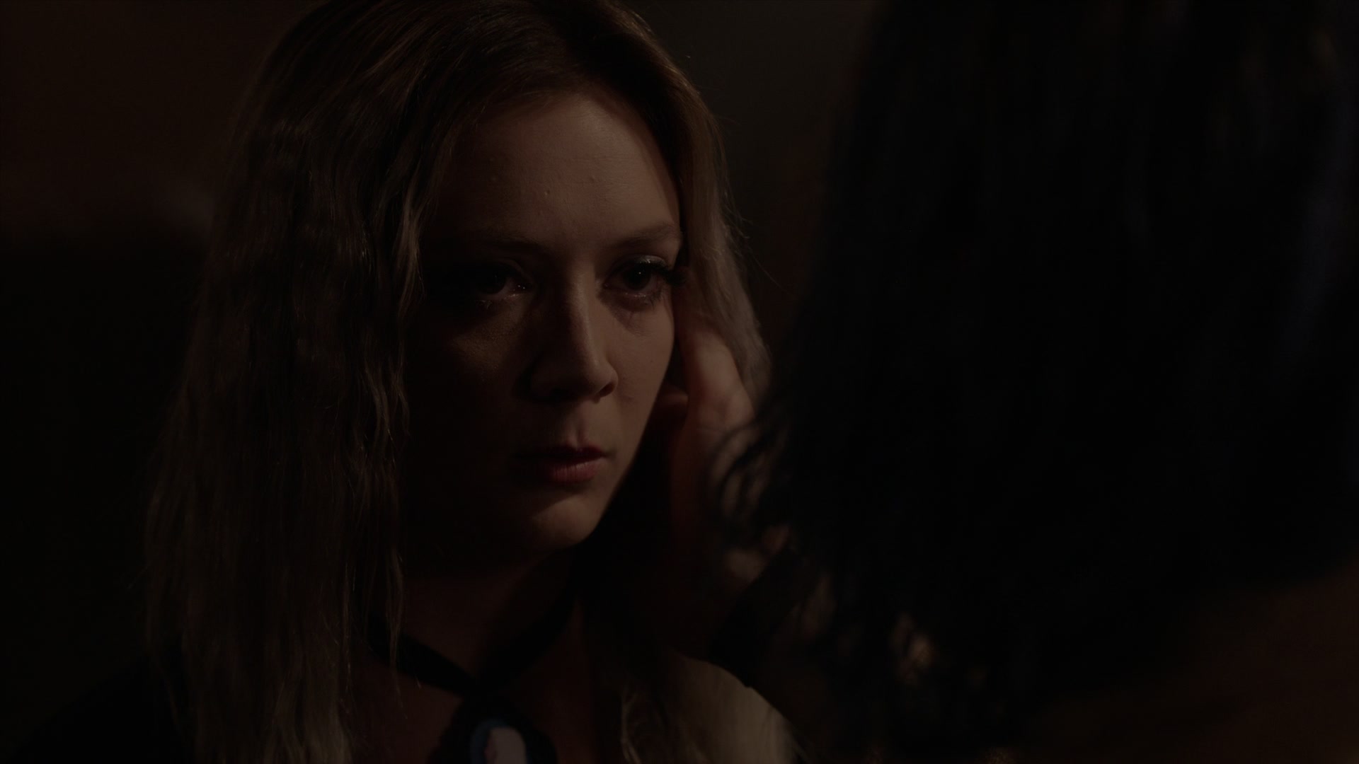 American_Horror_Story_S07_E08_Winter_ofOur_Discontent_1080p2CBluRay_002636.jpg