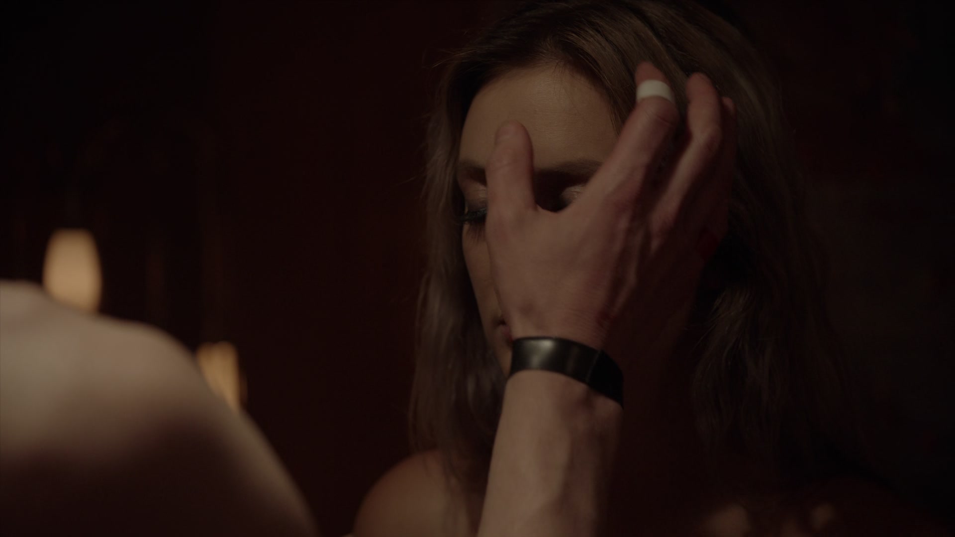 American_Horror_Story_S07_E08_Winter_ofOur_Discontent_1080p2CBluRay_003236.jpg