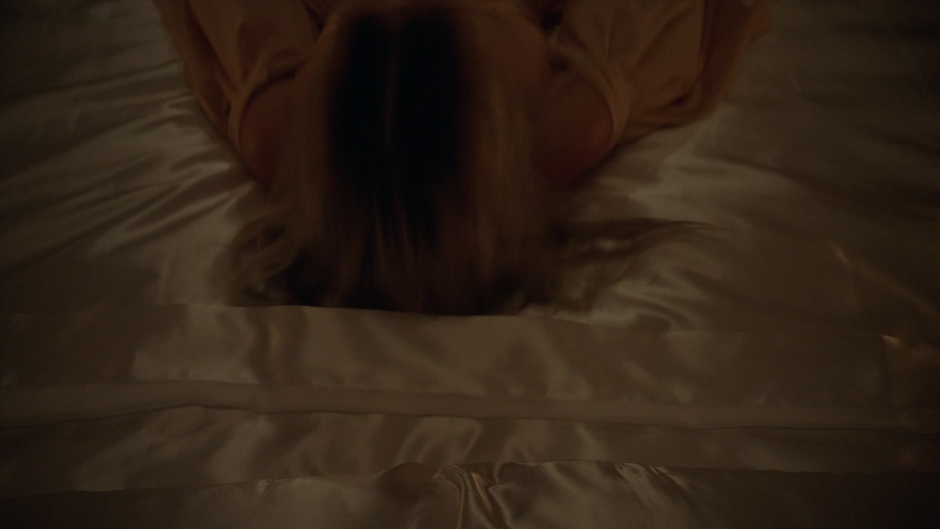 American_Horror_Story_S07_E08_Winter_ofOur_Discontent_1080p2CBluRay_003273.jpg