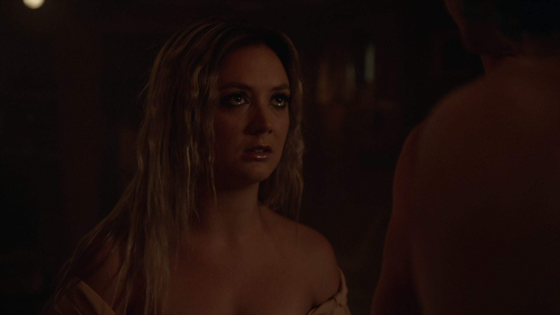 American_Horror_Story_S07_E08_Winter_ofOur_Discontent_1080p2CBluRay_003446.jpg
