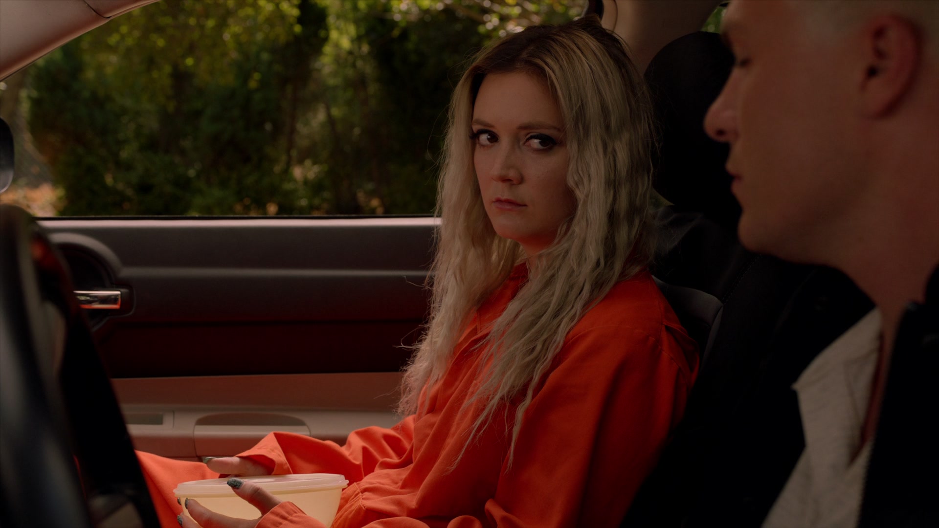 American_Horror_Story_S07_E08_Winter_ofOur_Discontent_1080p2CBluRay_004231.jpg