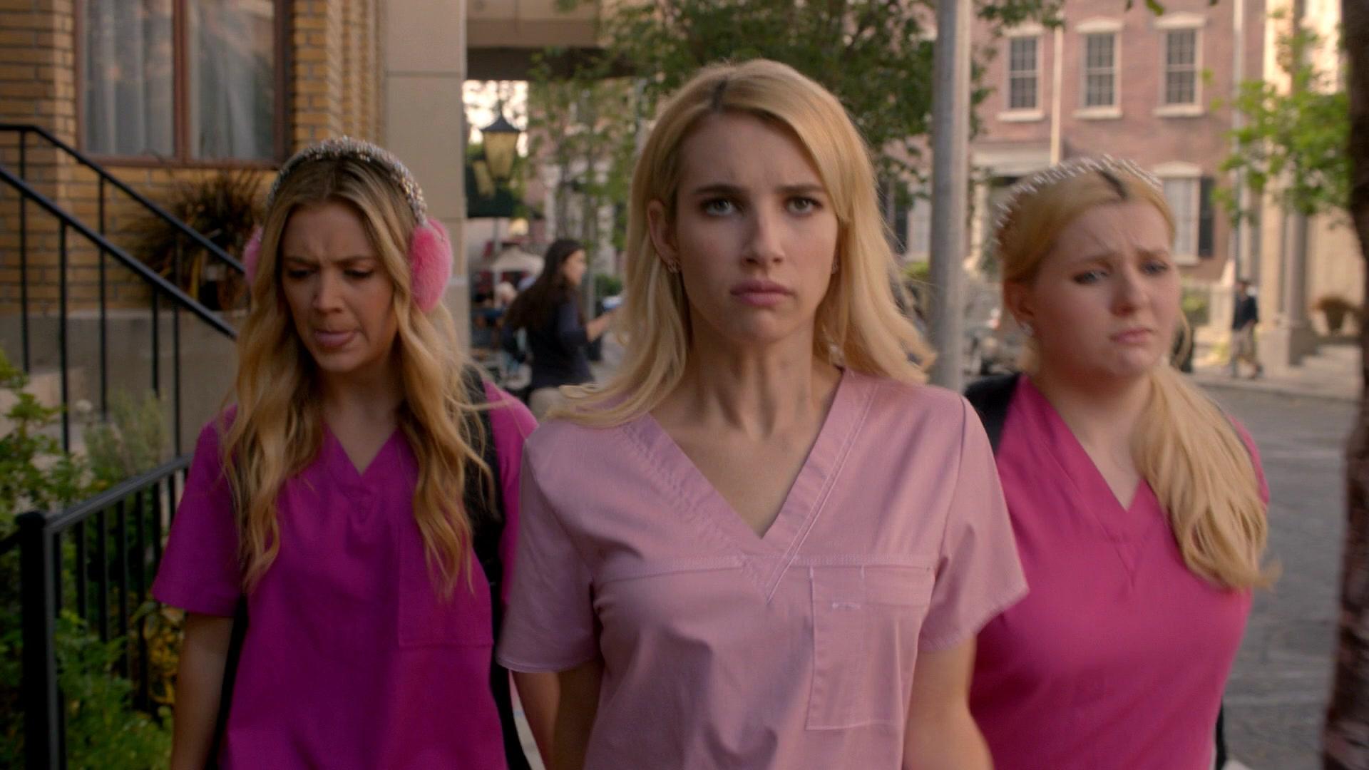 Scream_Queens_2015_S02E01_1080p_002468.jpg