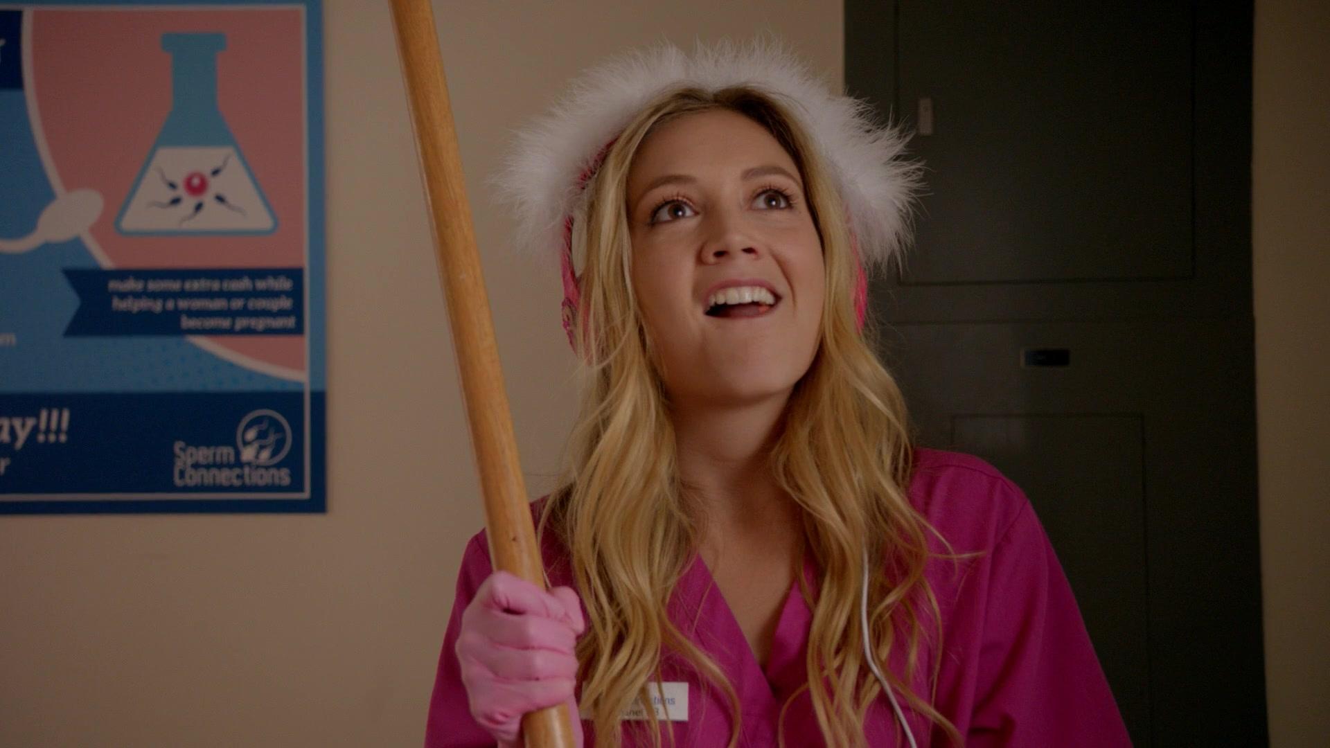 Scream_Queens_2015_S02E01_1080p_002597.jpg