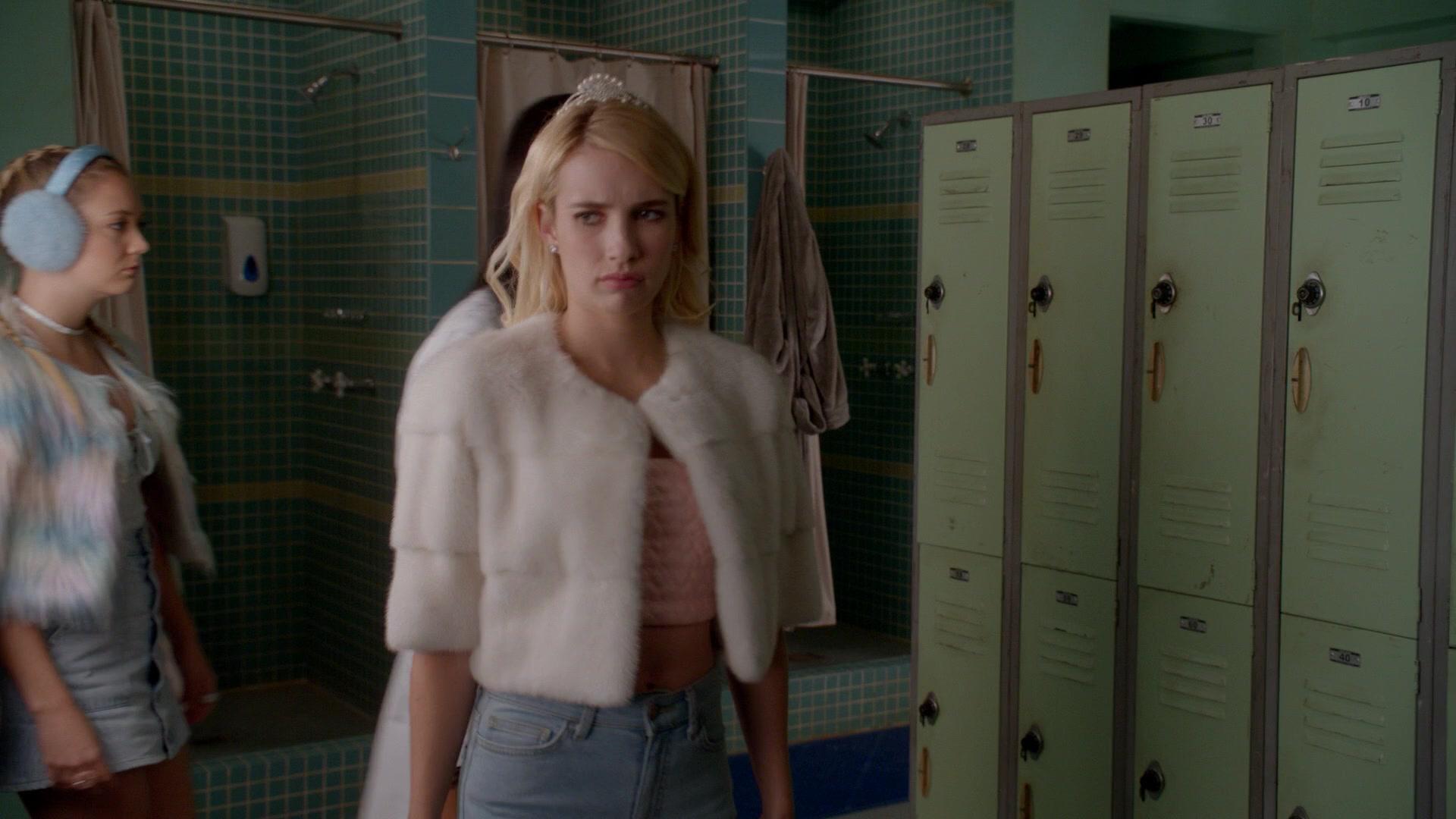 Scream_Queens_2015_S02E01_1080p_003072.jpg