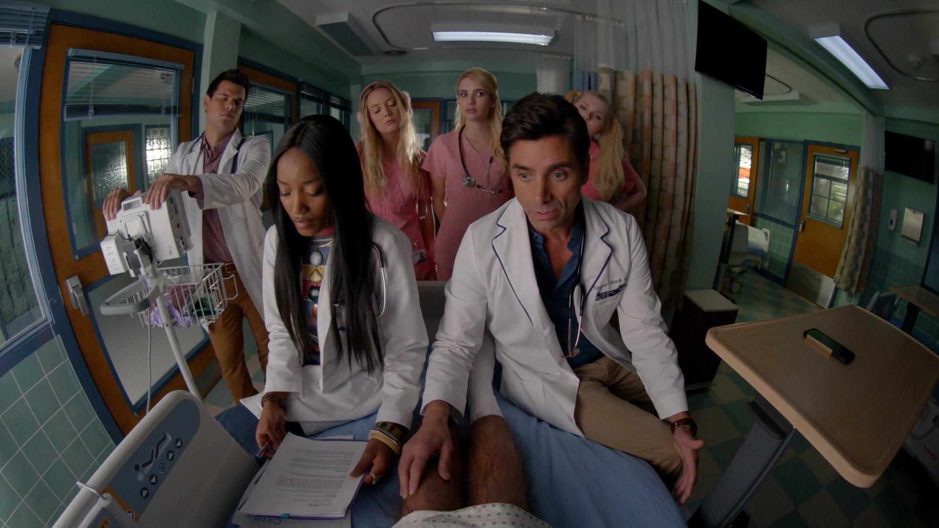 Scream_Queens_2015_S02E01_1080p_003576.jpg