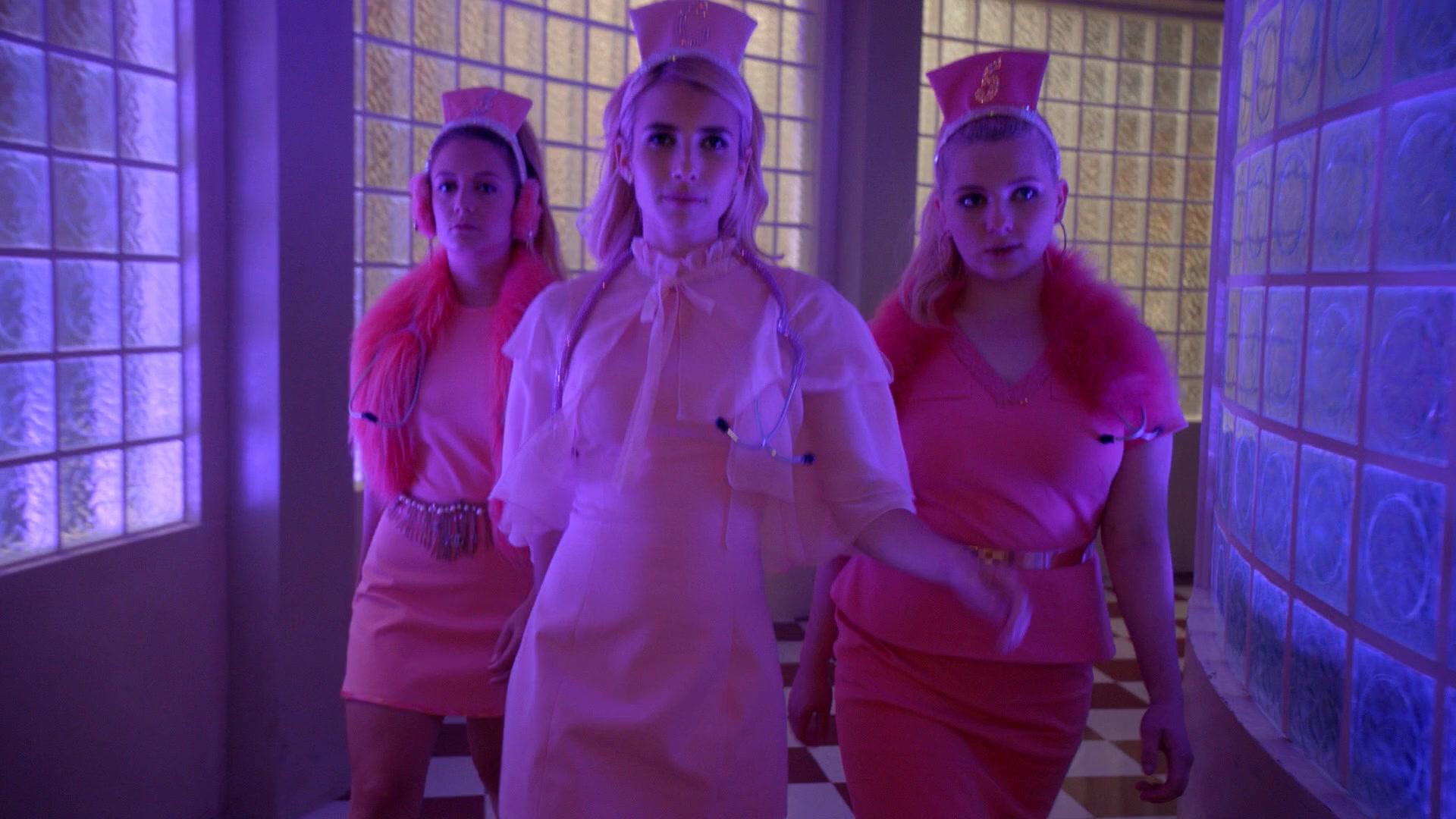 Scream_Queens_2015_S02E01_1080p_004574.jpg