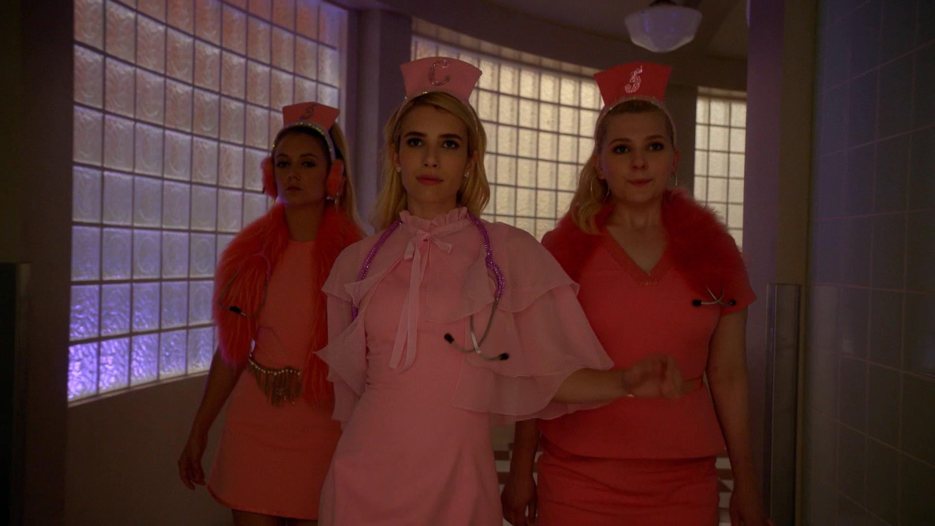 Scream_Queens_2015_S02E01_1080p_004579.jpg