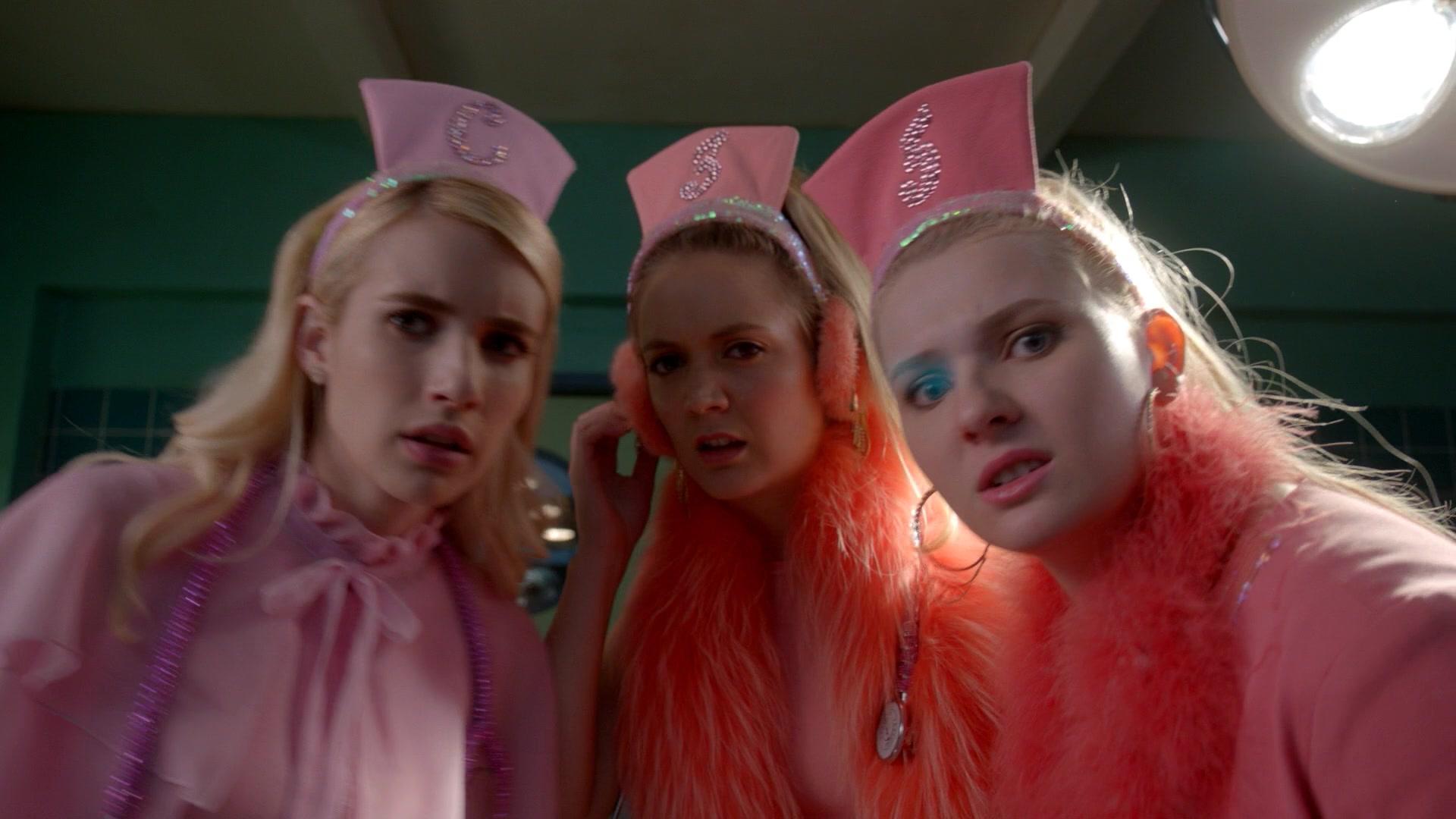 Scream_Queens_2015_S02E01_1080p_004702.jpg