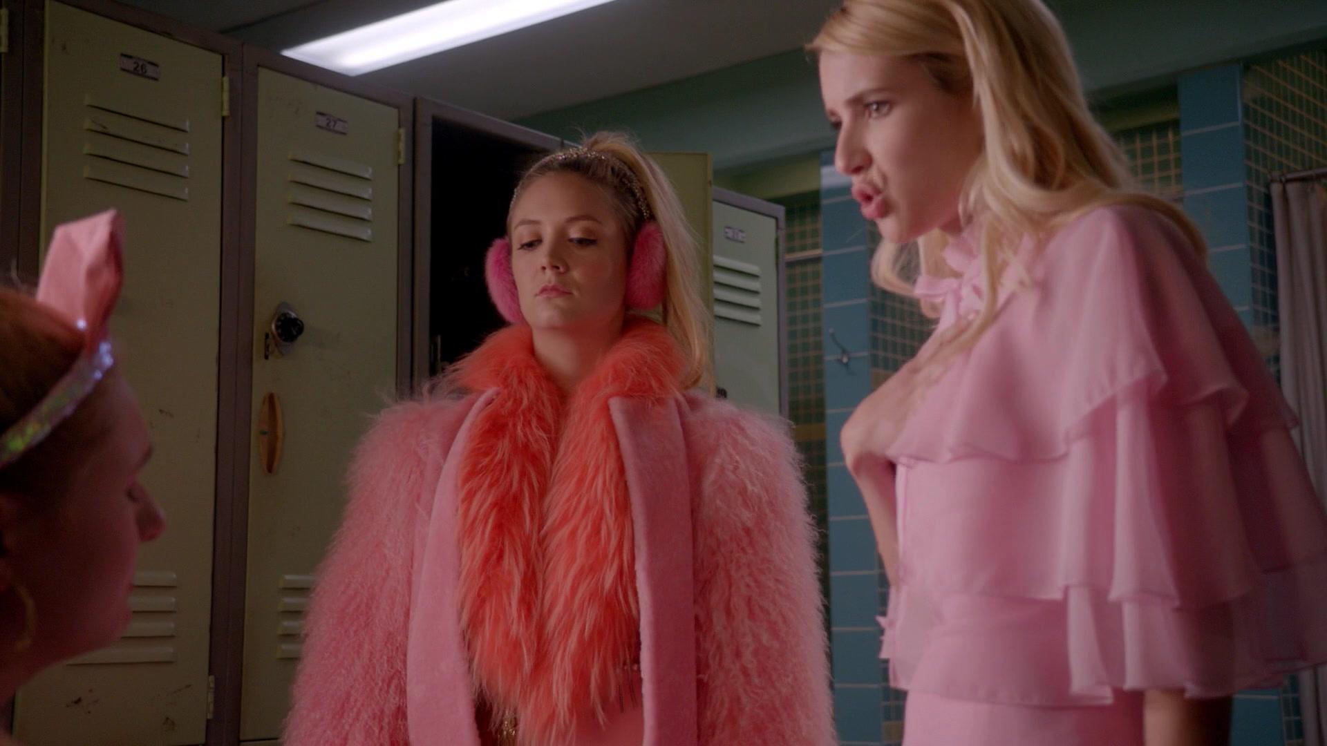 Scream_Queens_2015_S02E01_1080p_005205.jpg