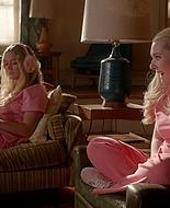 Scream_Queens_2015_S02E01_1080p_004067.jpg