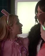 Scream_Queens_2015_S02E01_1080p_004843.jpg