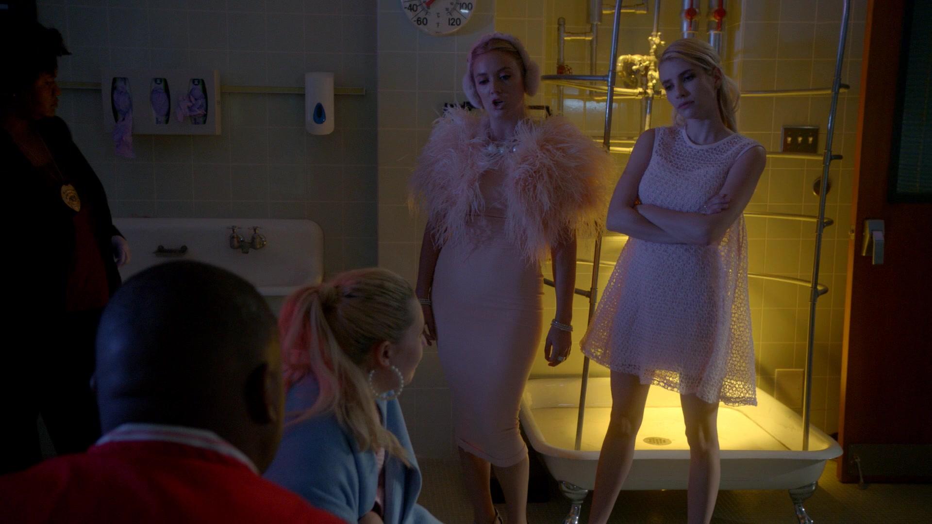 Scream_Queens_2015_S02E02_1080p_000295.jpg