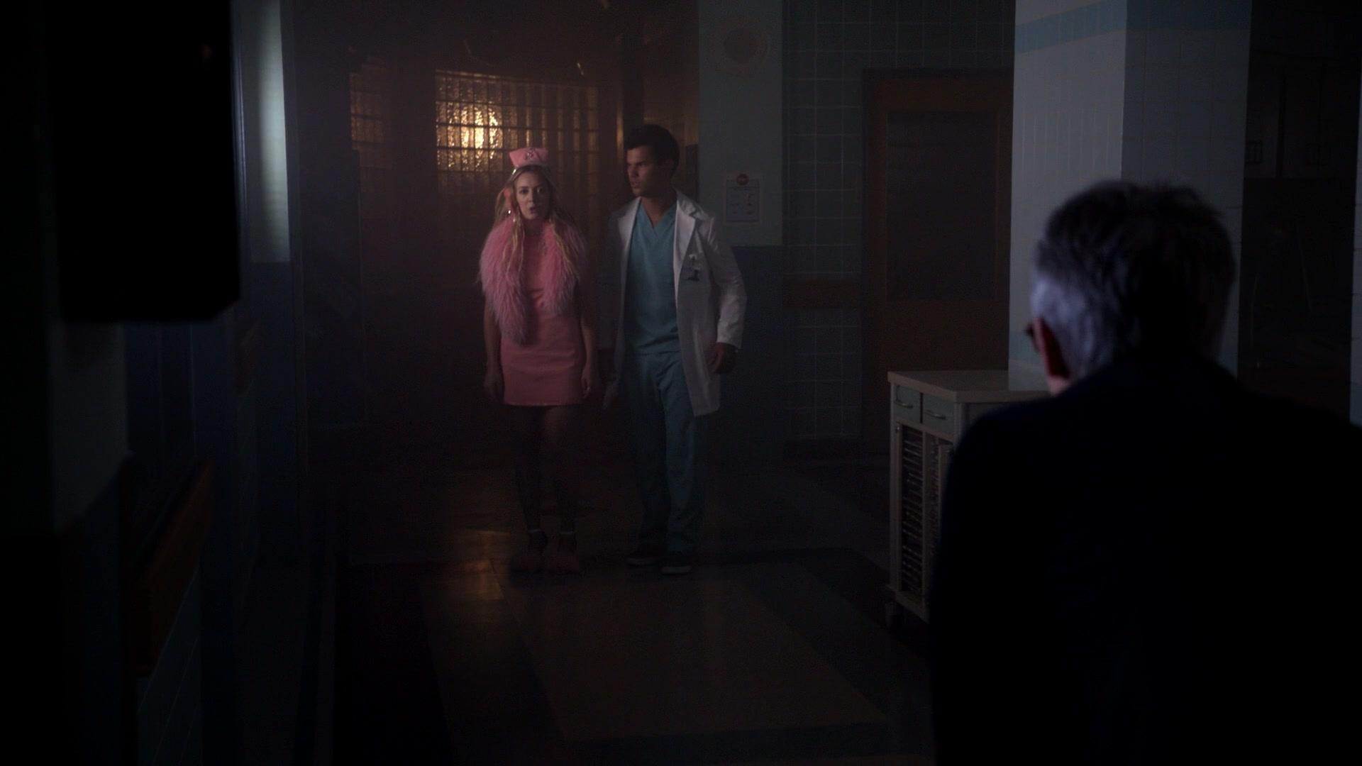 Scream_Queens_2015_S02E02_1080p_003696.jpg