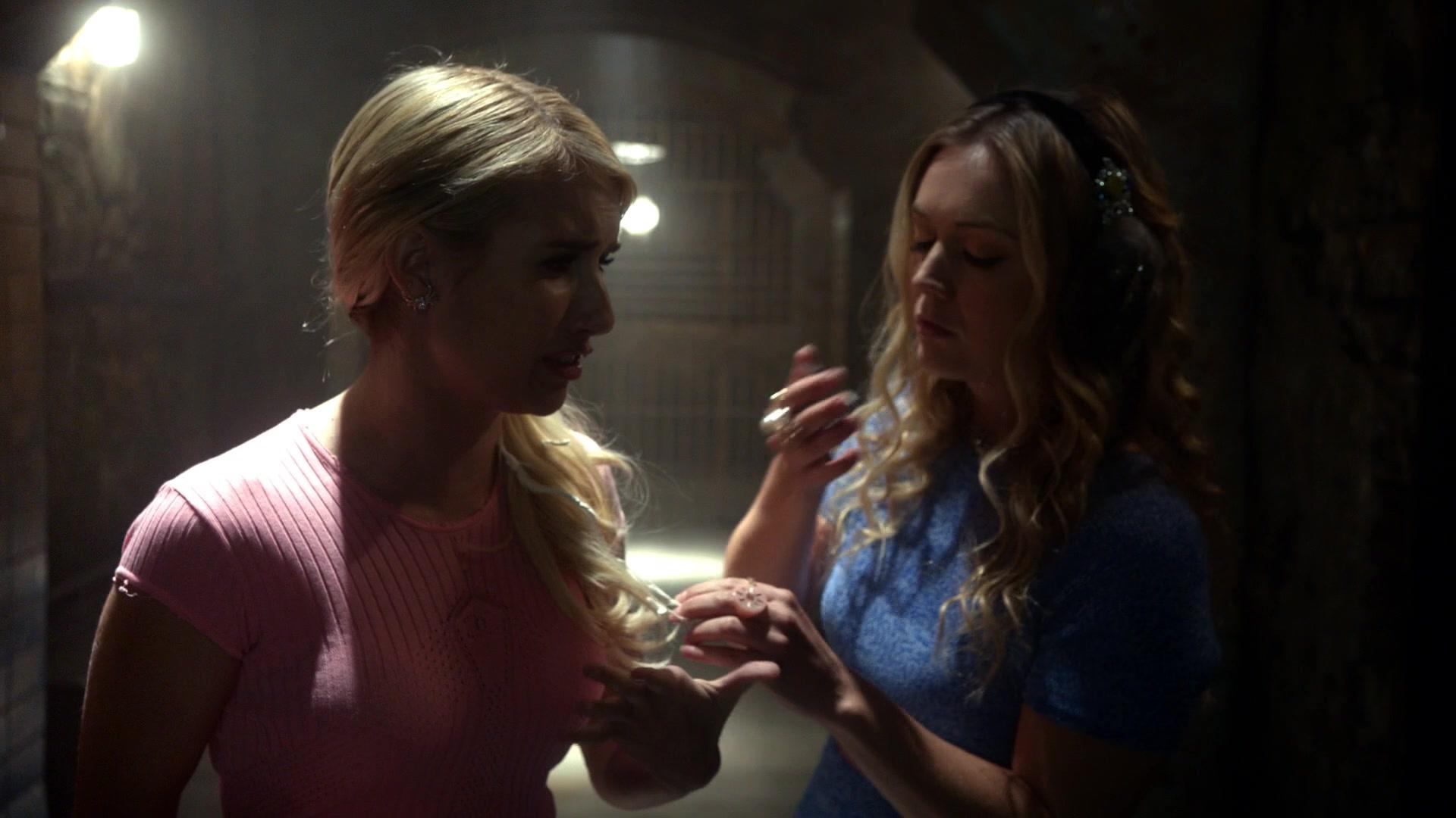 Scream_Queens_2015_S02E02_1080p_004384.jpg