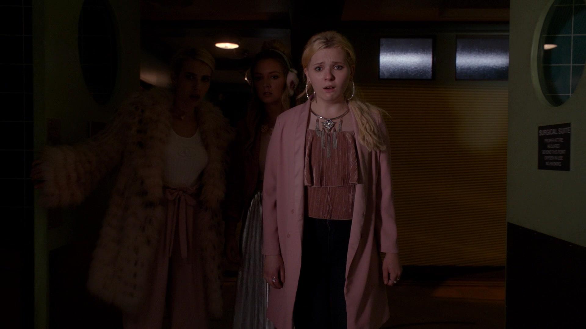 Scream_Queens_2015_S02E02_1080p_005940.jpg