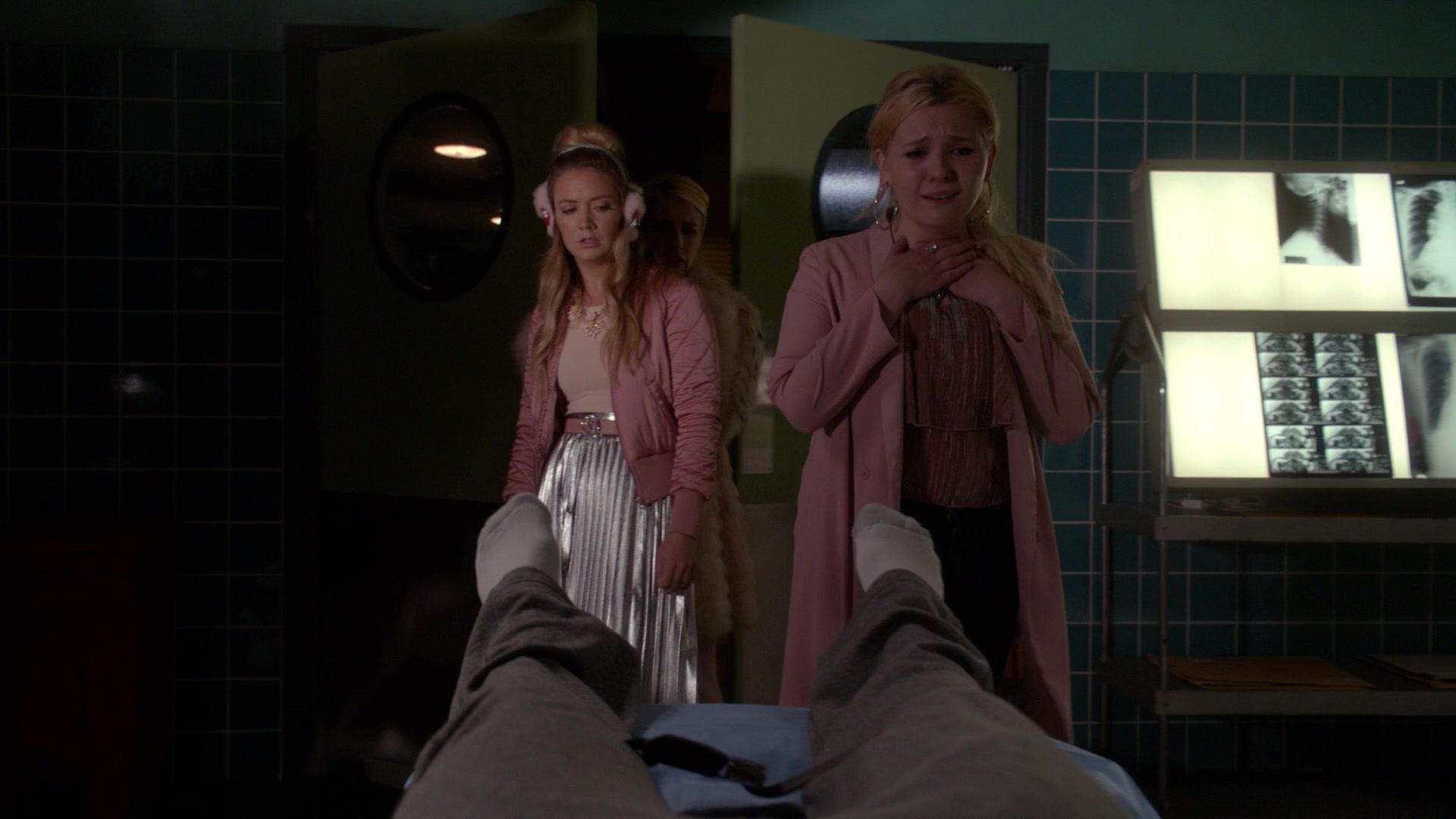 Scream_Queens_2015_S02E02_1080p_005948.jpg