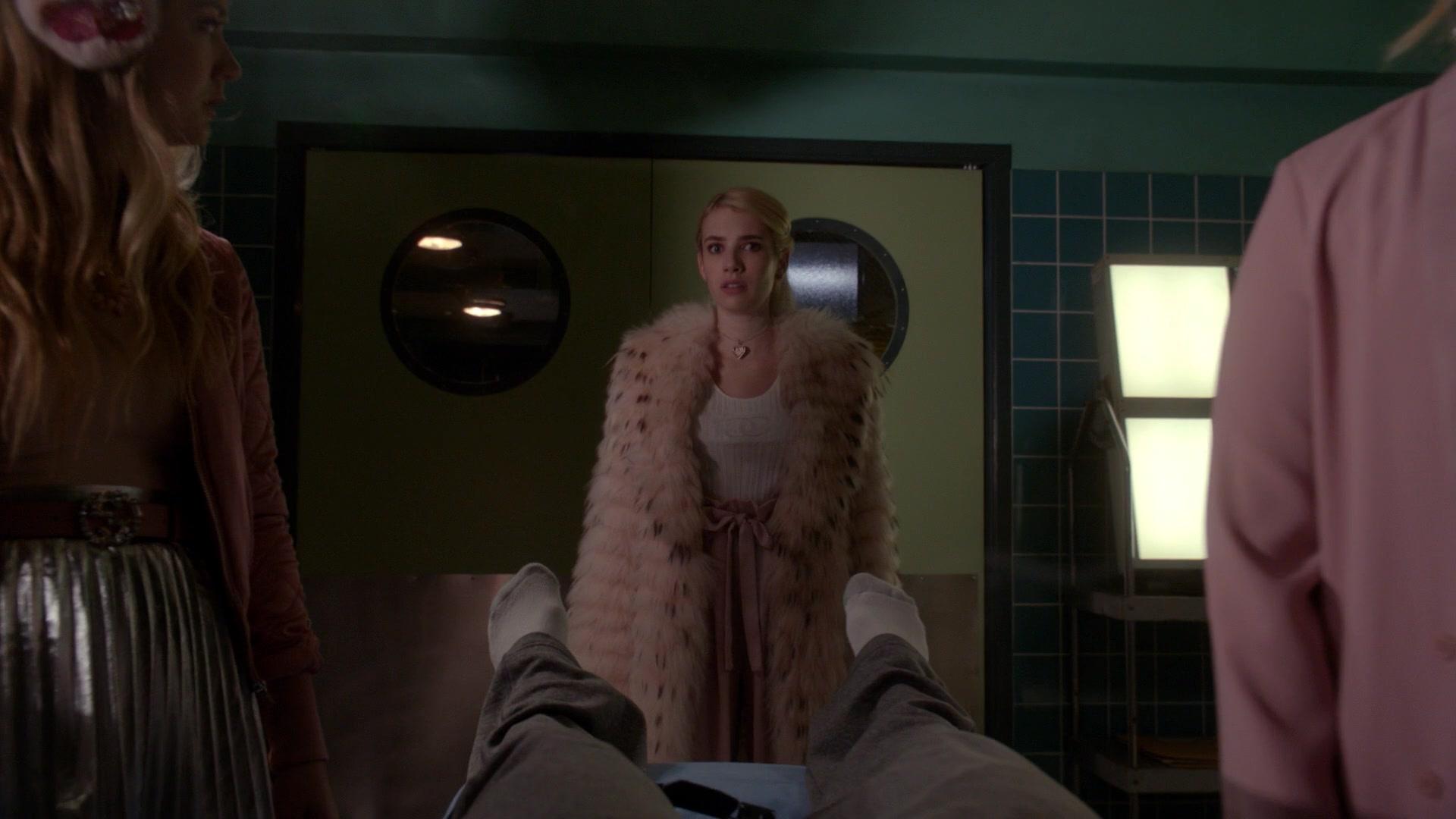 Scream_Queens_2015_S02E02_1080p_005993.jpg