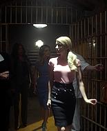 Scream_Queens_2015_S02E02_1080p_004341.jpg