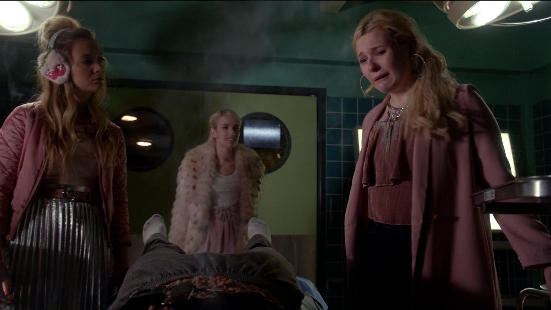 Scream_Queens_2015_S02E03_1080p_000112.jpg