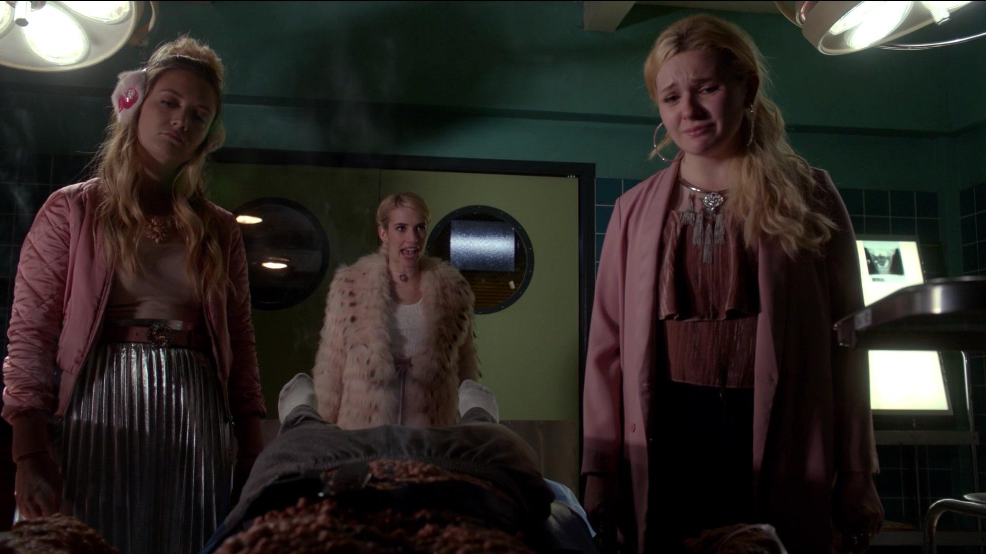 Scream_Queens_2015_S02E03_1080p_000122.jpg