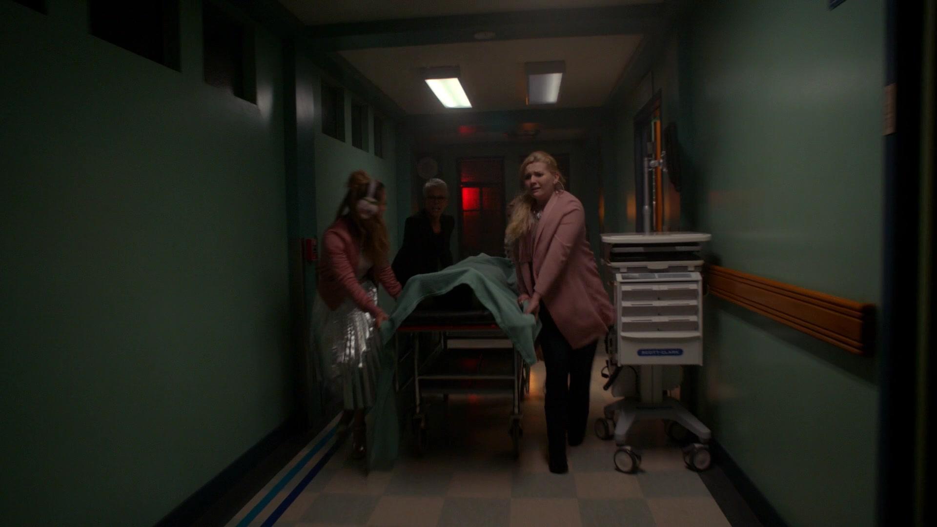 Scream_Queens_2015_S02E03_1080p_000241.jpg Scream_Queens_2015_S02E03_1080p_000241.jpg