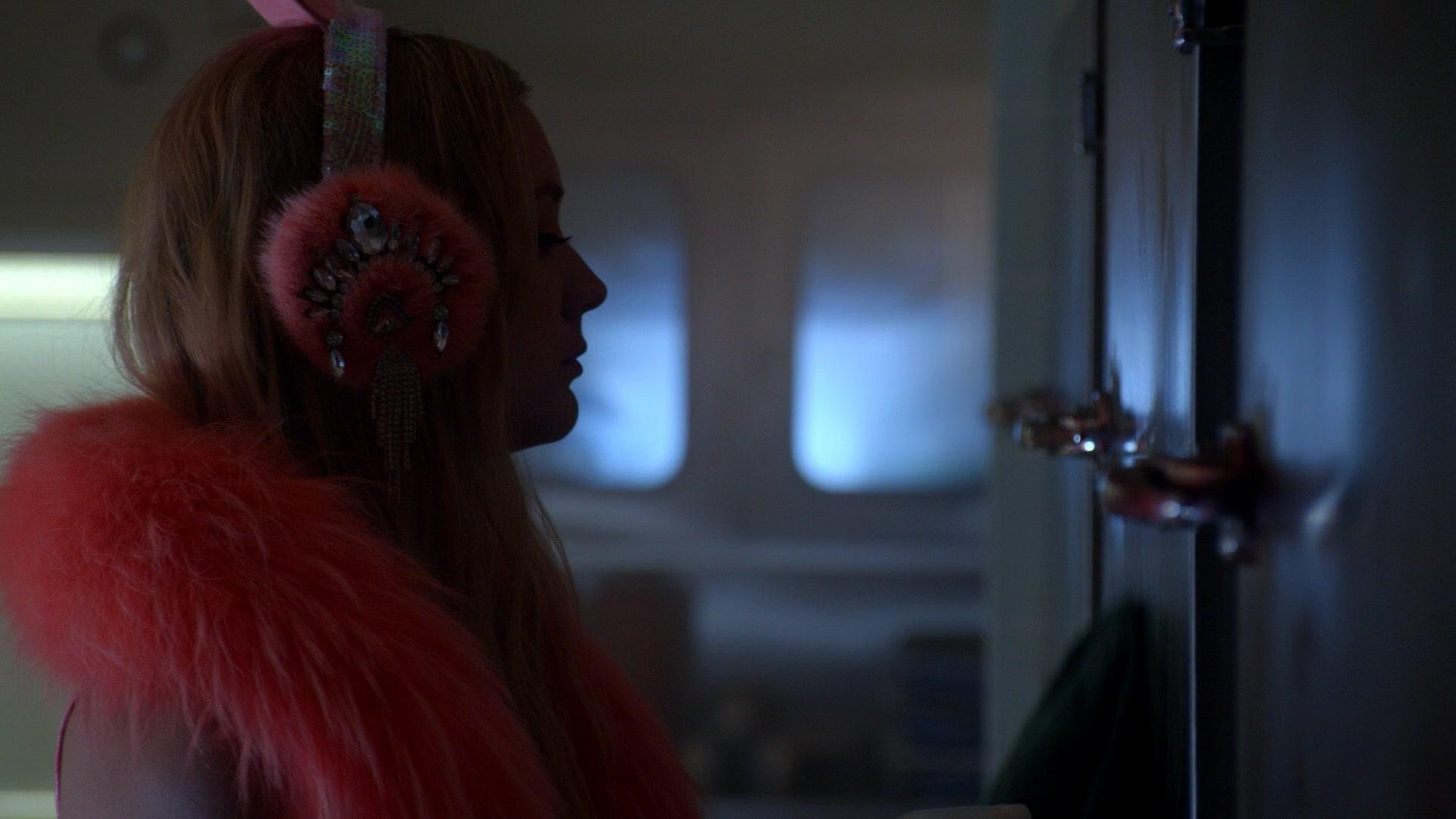 Scream_Queens_2015_S02E03_1080p_001749.jpg