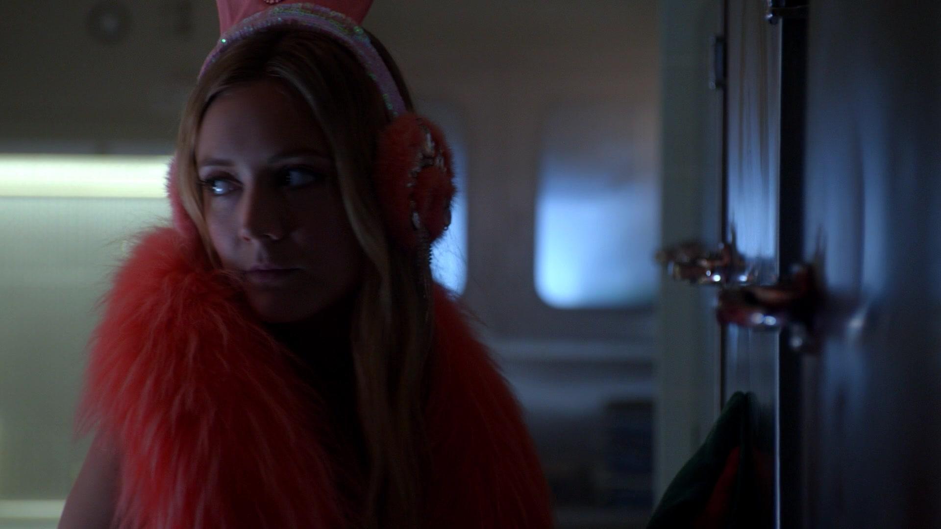 Scream_Queens_2015_S02E03_1080p_001786.jpg