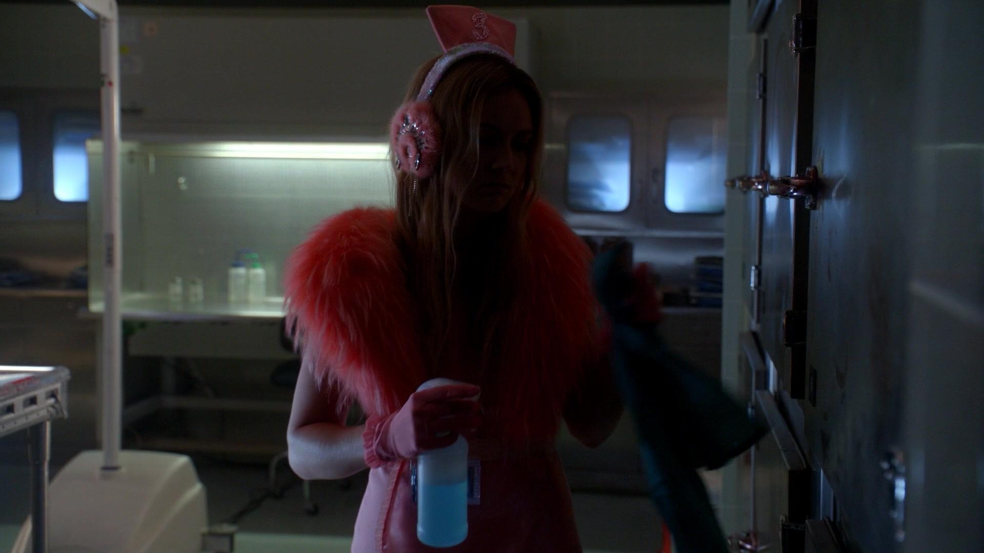 Scream_Queens_2015_S02E03_1080p_001814.jpg