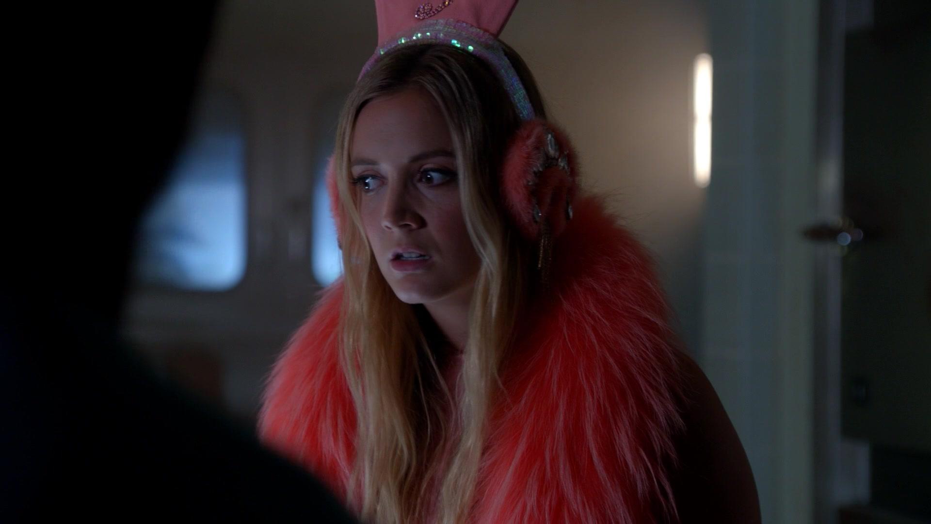 Scream_Queens_2015_S02E03_1080p_002055.jpg