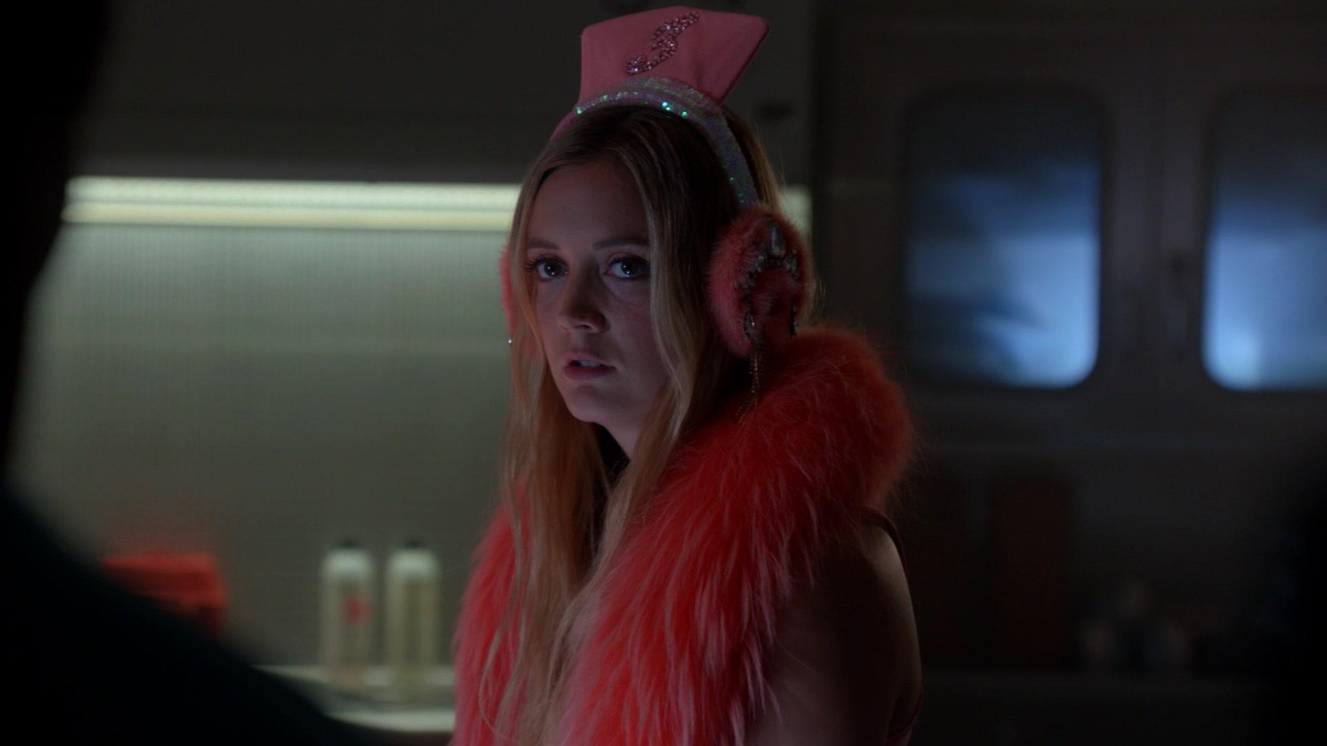 Scream_Queens_2015_S02E03_1080p_002064.jpg