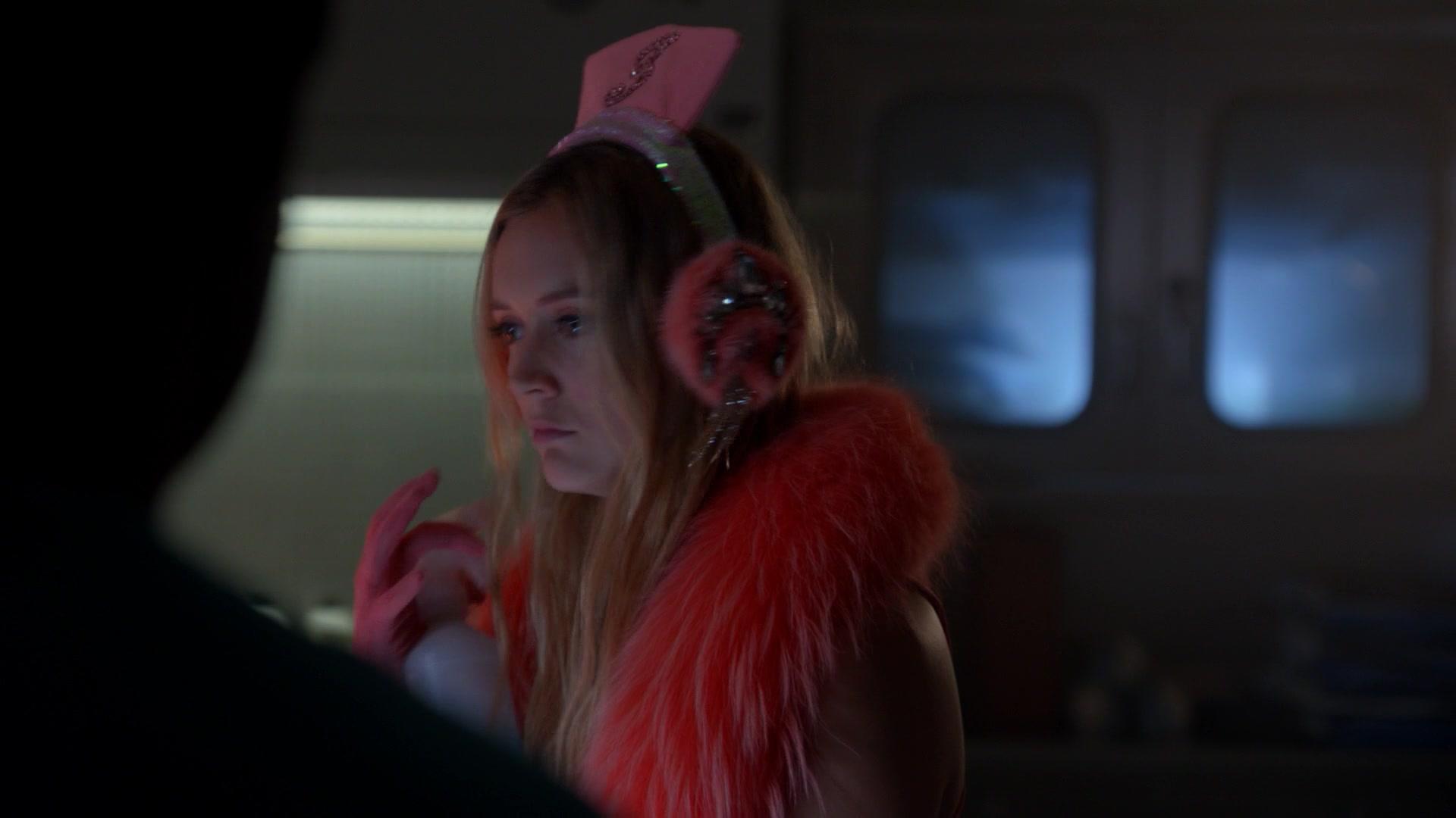Scream_Queens_2015_S02E03_1080p_002087.jpg