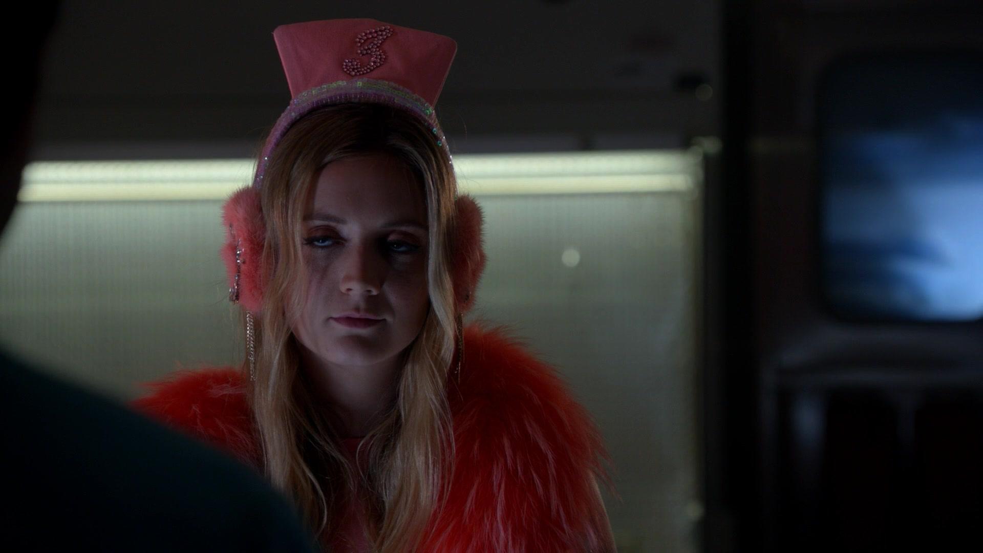 Scream_Queens_2015_S02E03_1080p_002157.jpg
