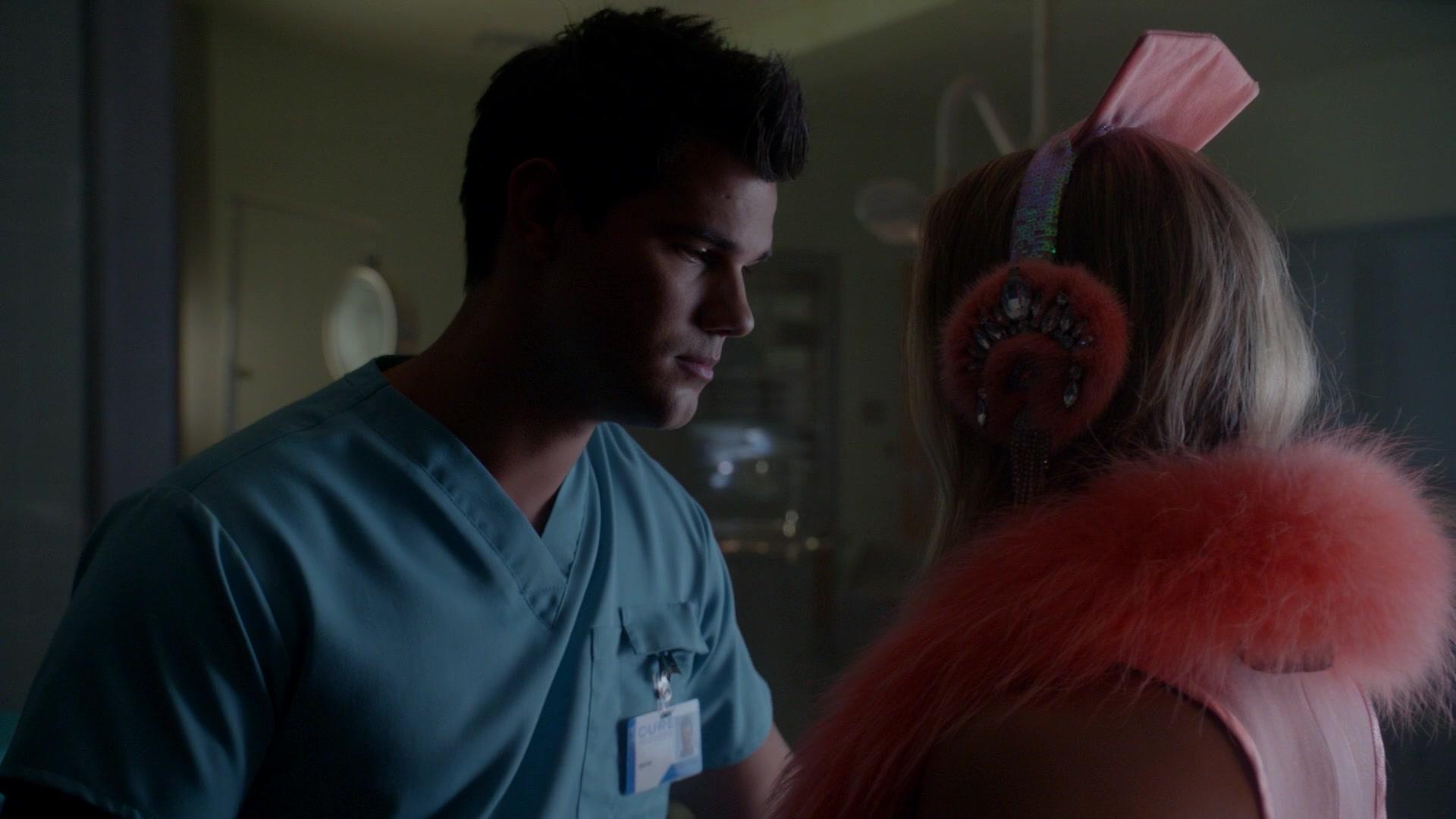 Scream_Queens_2015_S02E03_1080p_002184.jpg