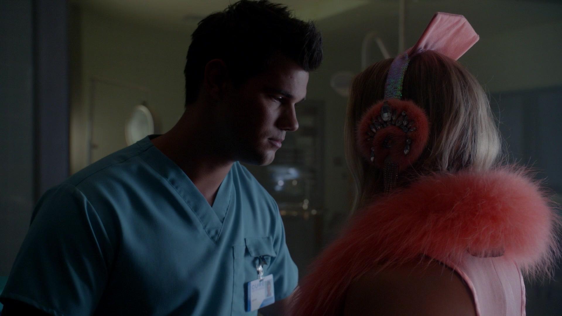 Scream_Queens_2015_S02E03_1080p_002185.jpg