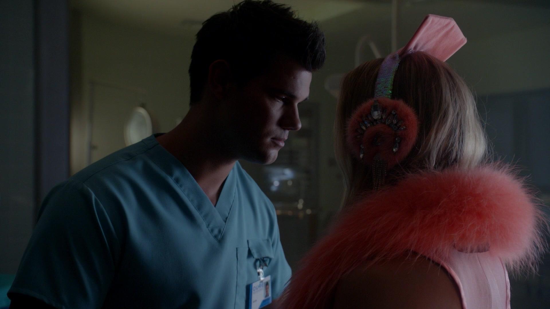 Scream_Queens_2015_S02E03_1080p_002186.jpg