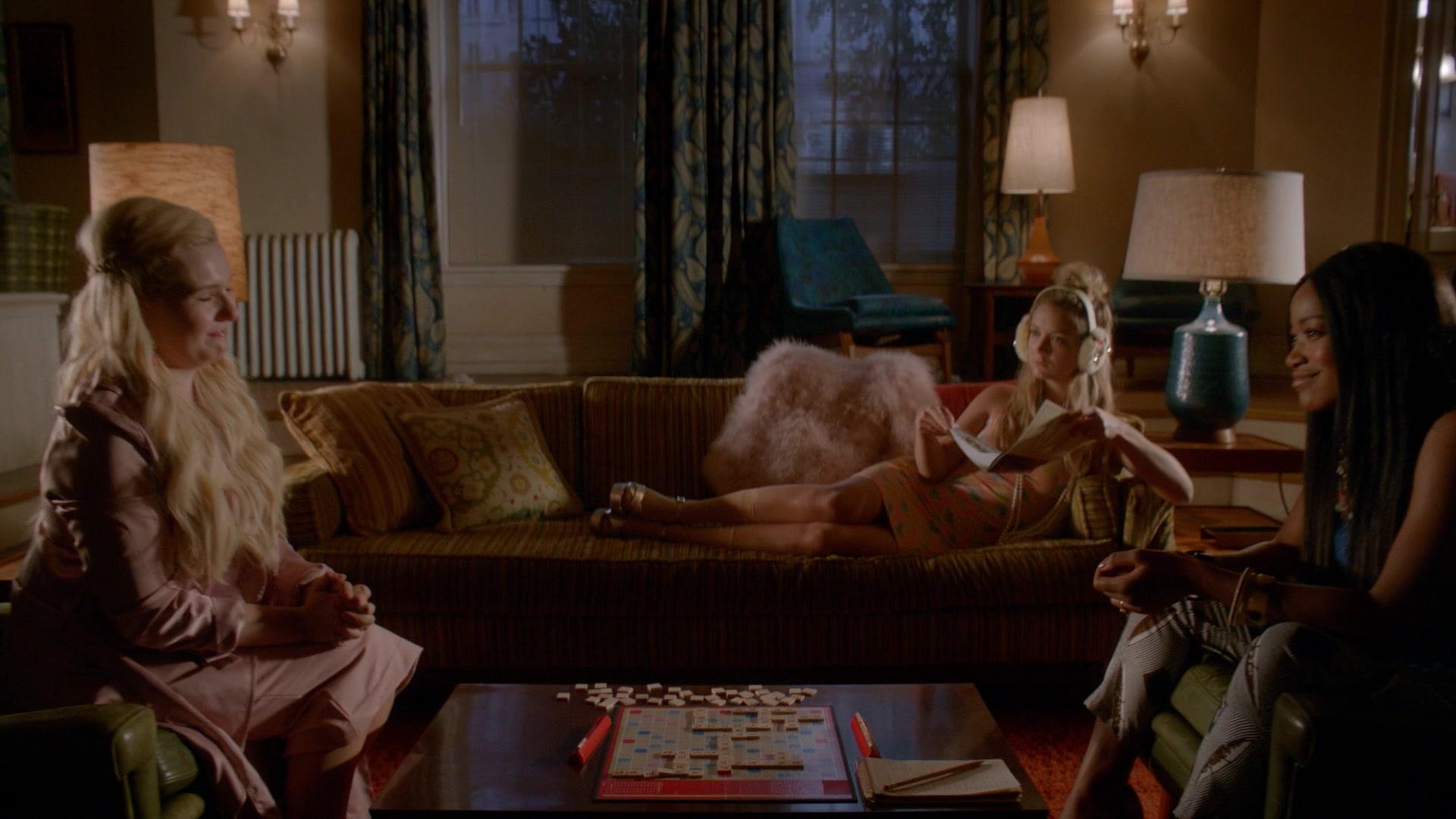Scream_Queens_2015_S02E03_1080p_002259.jpg