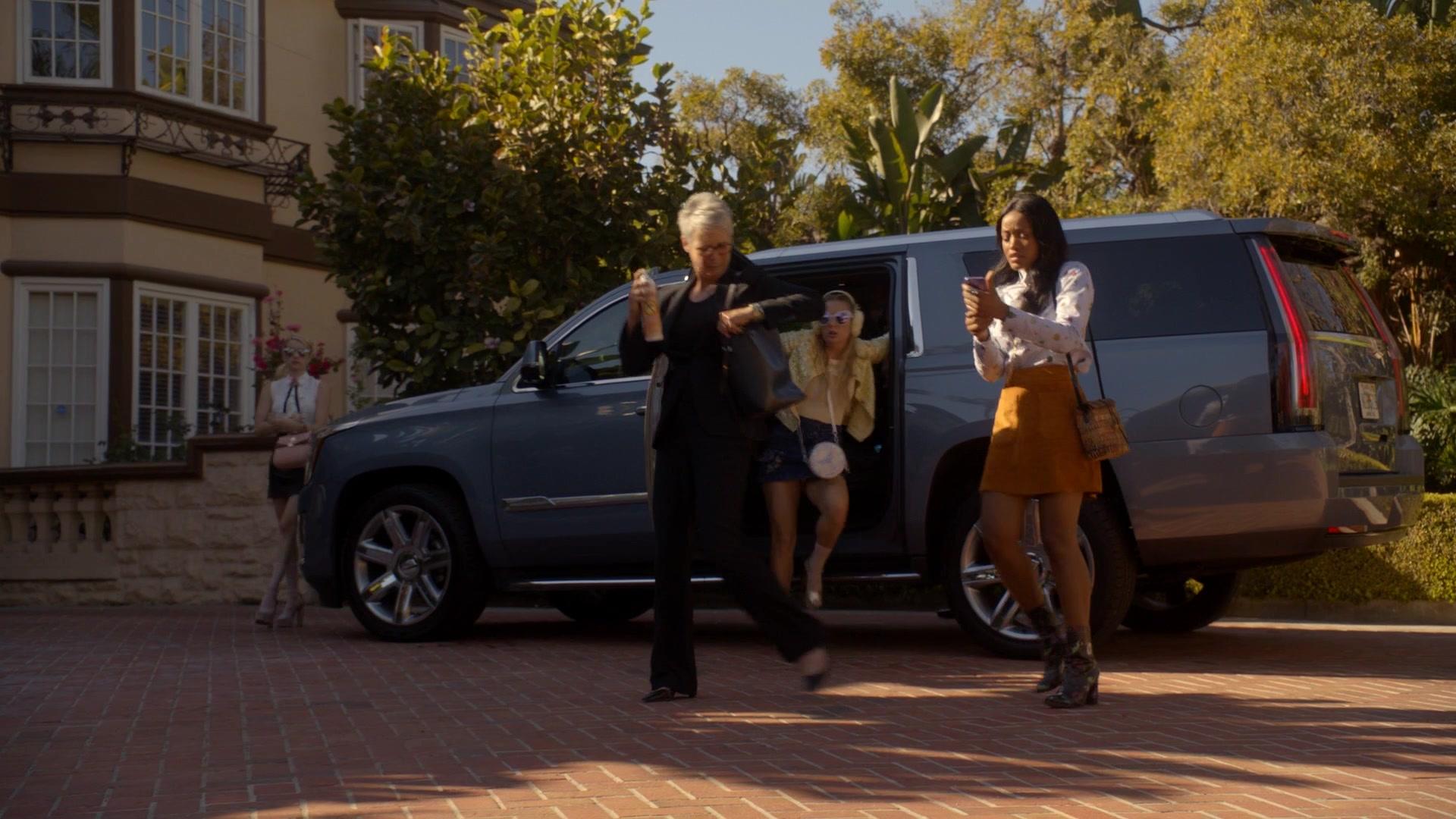 Scream_Queens_2015_S02E03_1080p_002555.jpg