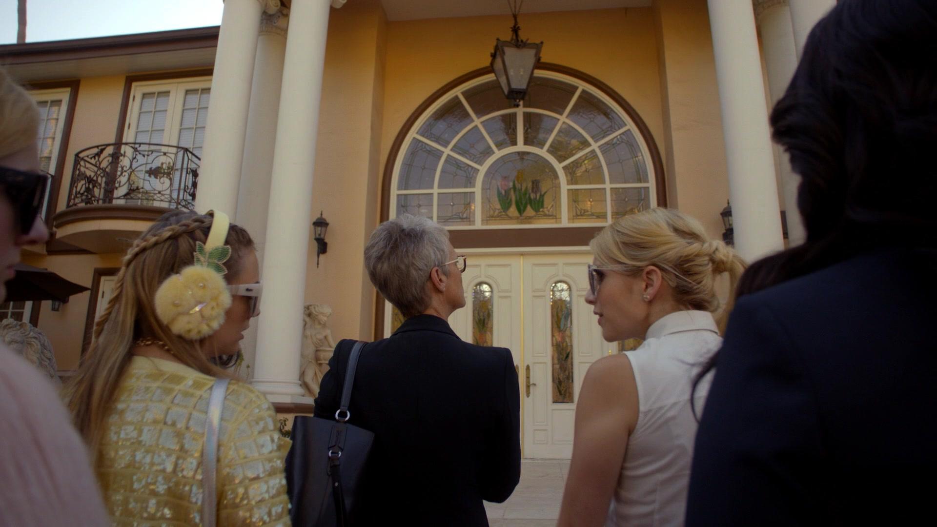 Scream_Queens_2015_S02E03_1080p_002608.jpg
