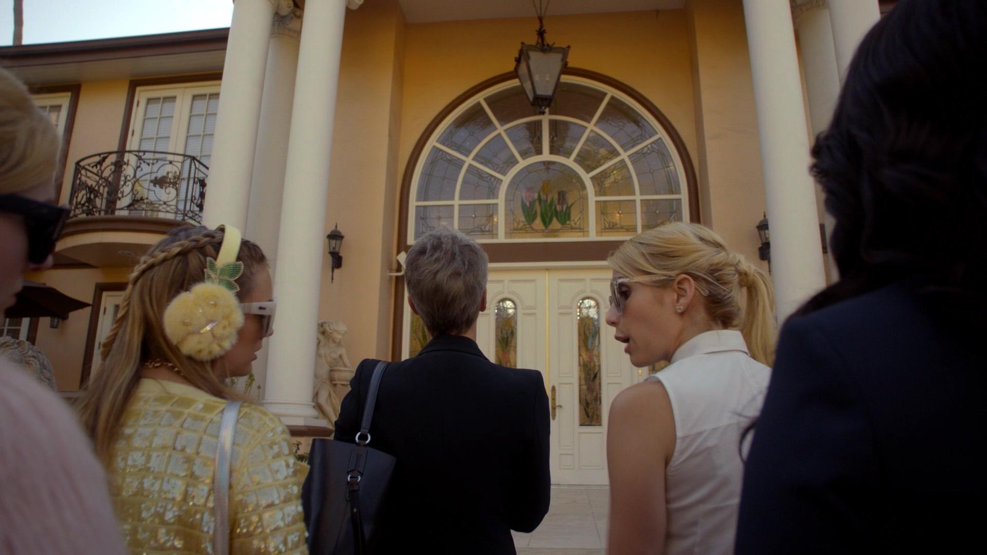 Scream_Queens_2015_S02E03_1080p_002611.jpg