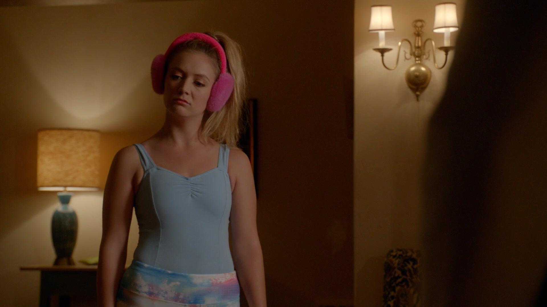 Scream_Queens_2015_S02E03_1080p_003775.jpg
