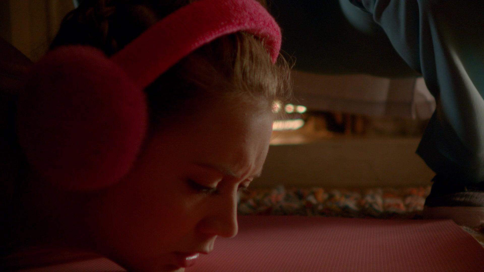 Scream_Queens_2015_S02E03_1080p_003853.jpg