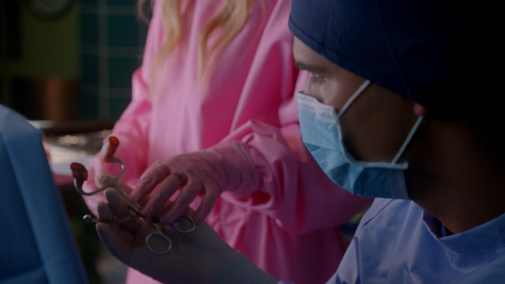 Scream_Queens_2015_S02E03_1080p_004454.jpg